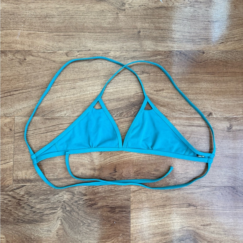Jolyn Finn bikini training top